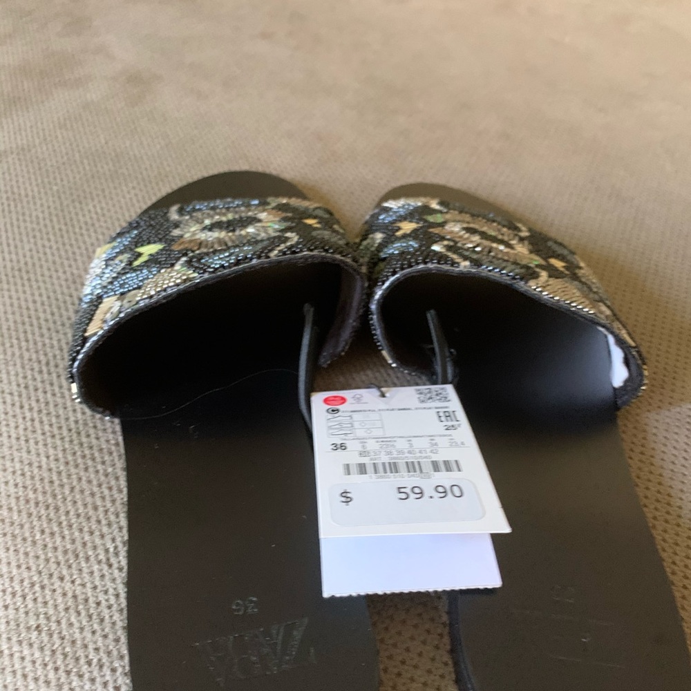 Sandals - Picture 2 of 3
